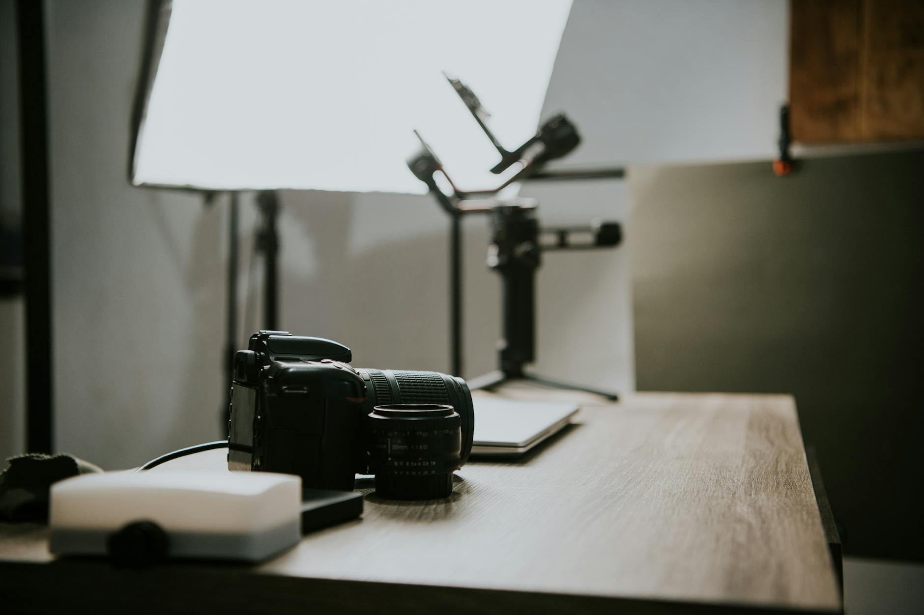 Studio fotograficzne – kompleksowy przewodnik po najlepszych rozwiązaniach fotograficznych - zdjecie w tresci