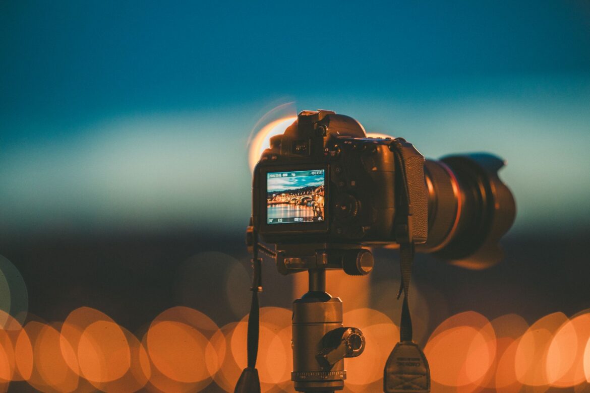 Bracketing fotograficzny wyjaśnienie: jak działa i kiedy go stosować - ilustracja artykulu